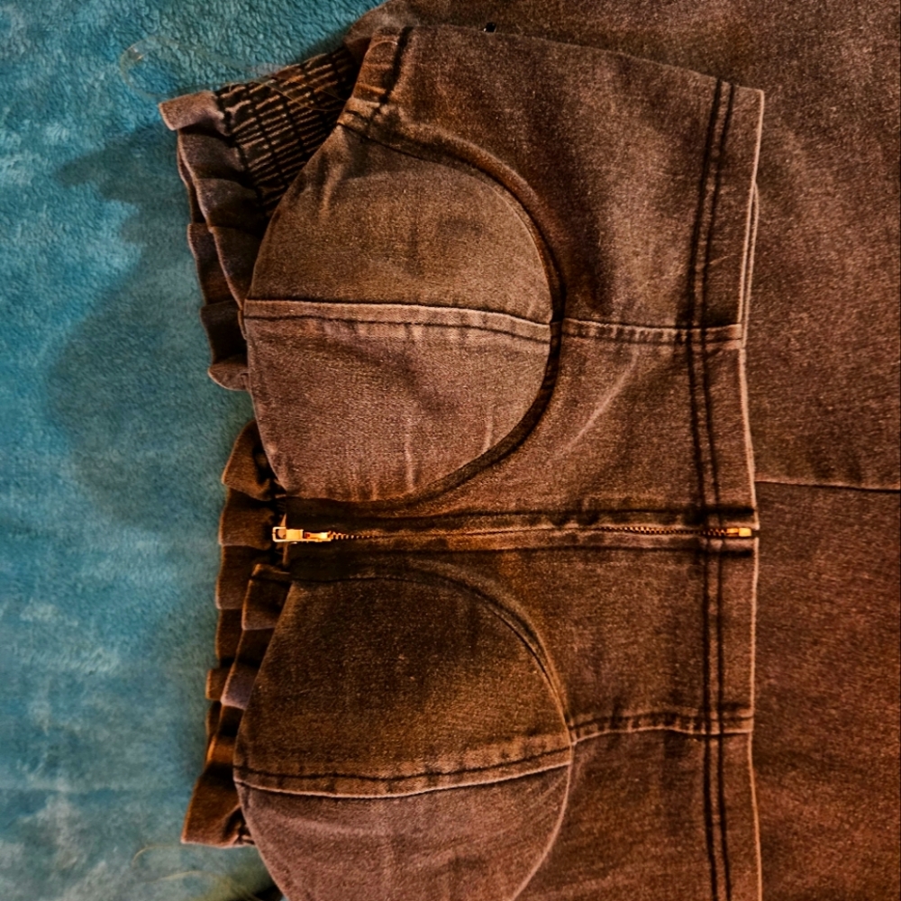 Woman's 2 Piece Acid Wash Black Baggy Jeans w/Matching Tube Top